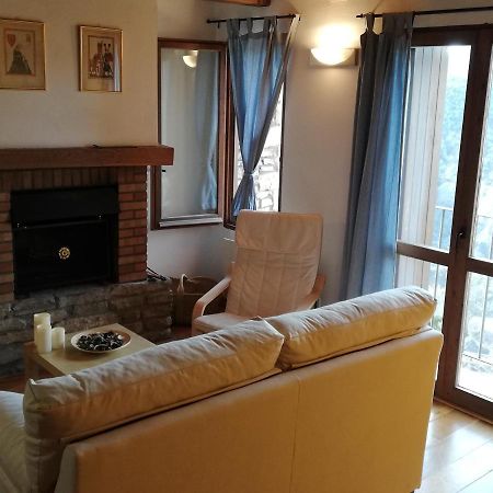 Coqueto Apartamento Duplex En Roda de Isábena Exteriör bild