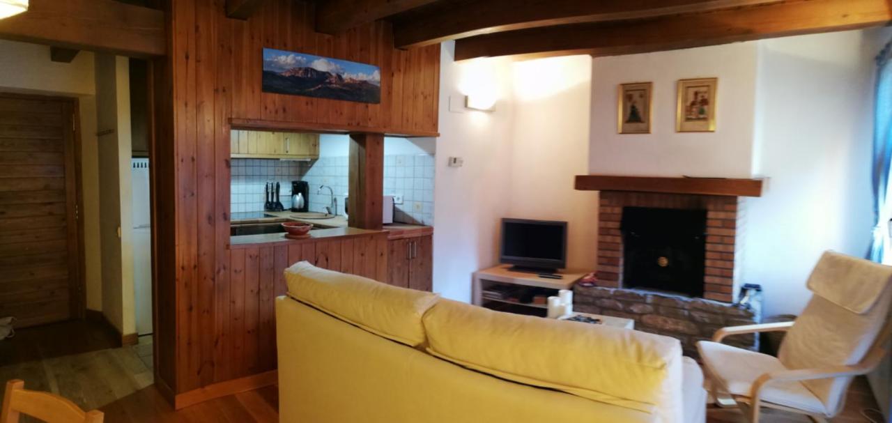 Coqueto Apartamento Duplex En Roda de Isábena Exteriör bild