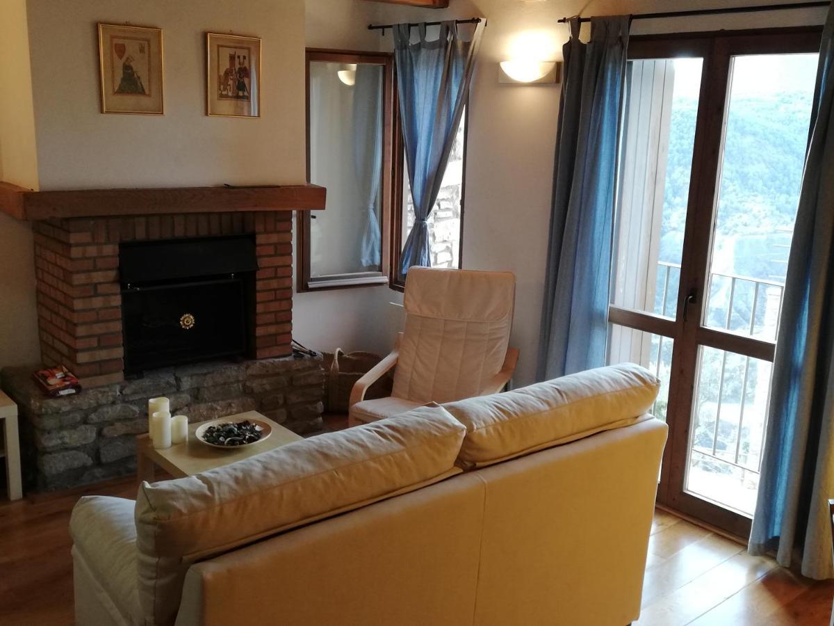 Coqueto Apartamento Duplex En Roda de Isábena Exteriör bild